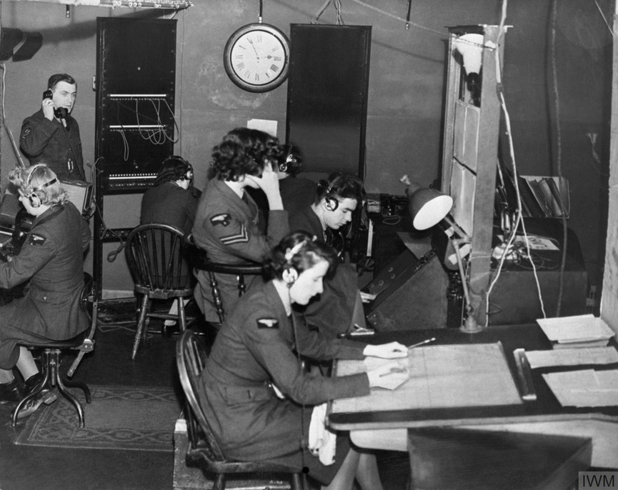 British Airmen and Women’s Auxiliary Radar Service